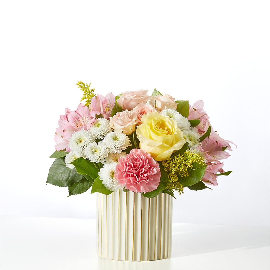Watercolors Bouquet – BAYSORE'S FLOWER SHOP LLC, Mason OH