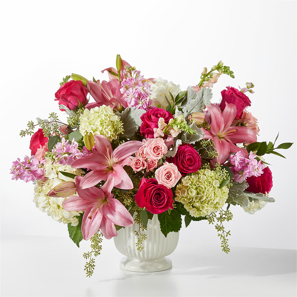 Antique Shopping Bouquet – BAYSORE'S FLOWER SHOP LLC, Mason OH