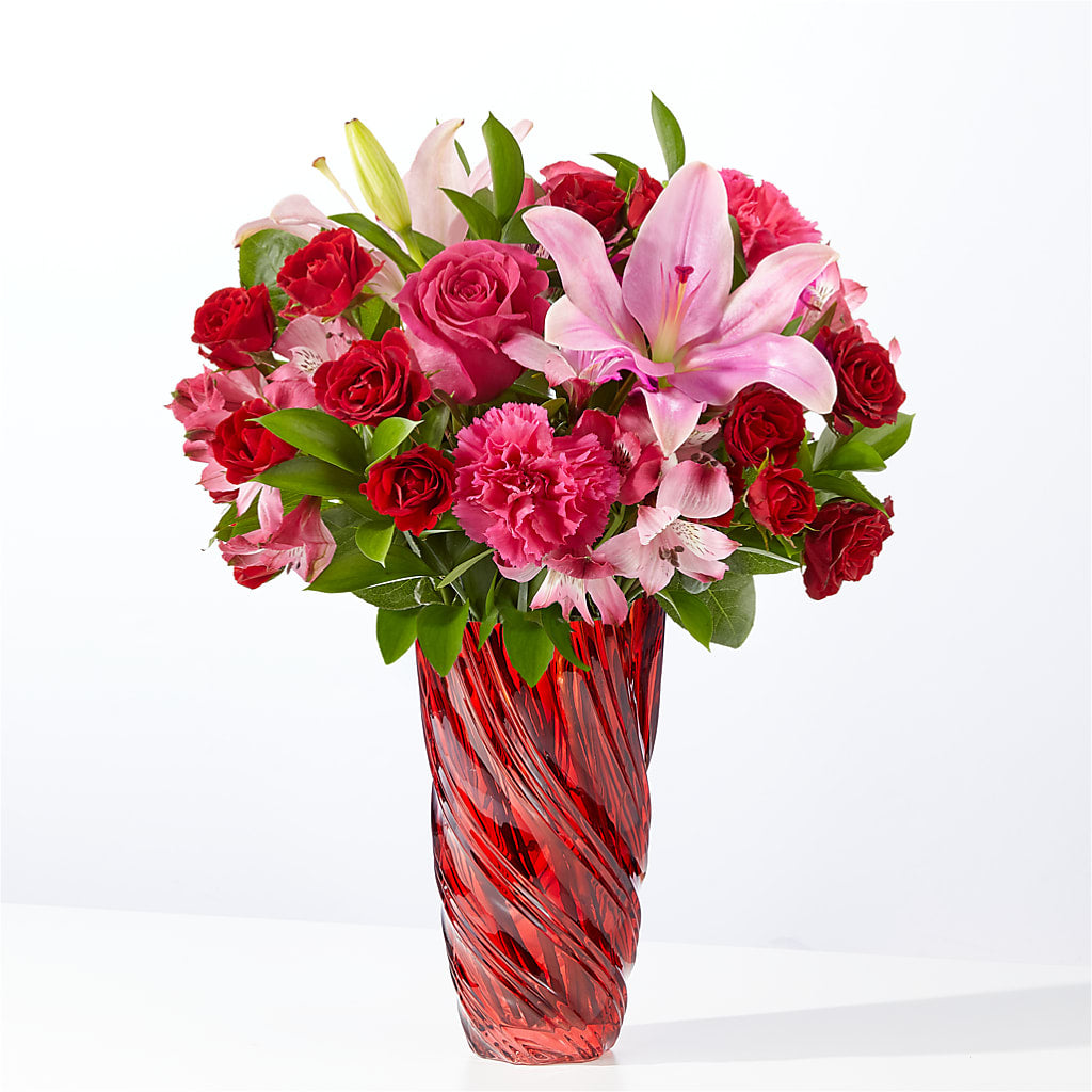 In Love Bouquet with Luxe Swirl Vase – BAYSORE'S FLOWER SHOP LLC, Mason OH