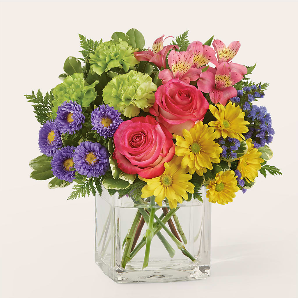 Candy Jar Bouquet – BAYSORE'S FLOWER SHOP LLC, Mason OH