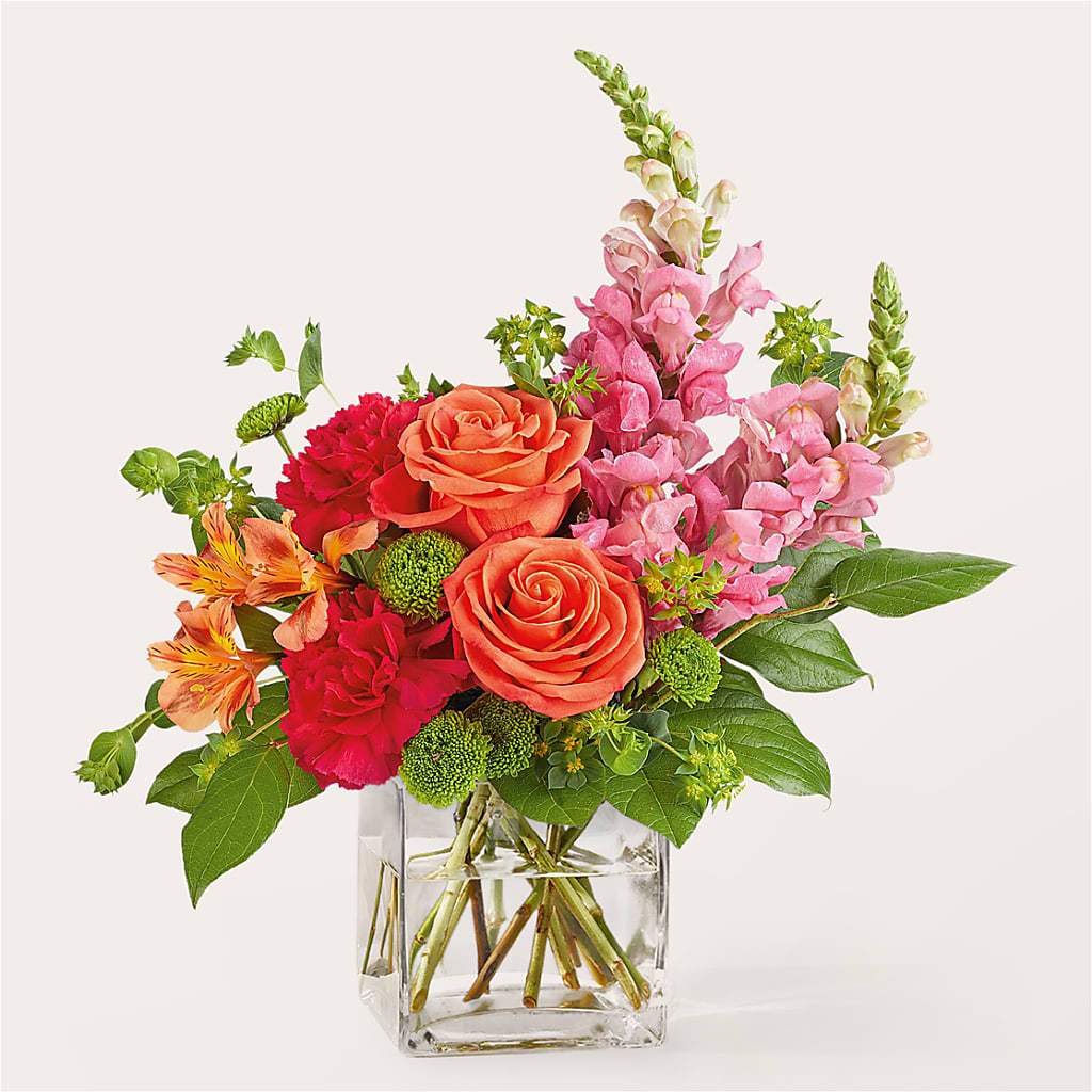 Cosmopolitan Bouquet – BAYSORE'S FLOWER SHOP LLC, Mason OH