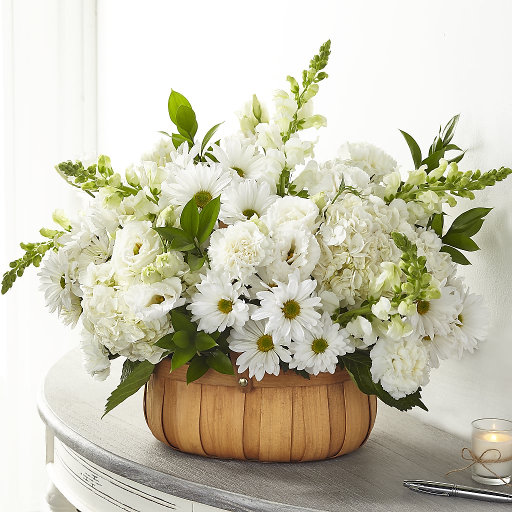 Pure Ivory Basket – BAYSORE'S FLOWER SHOP LLC, Mason OH