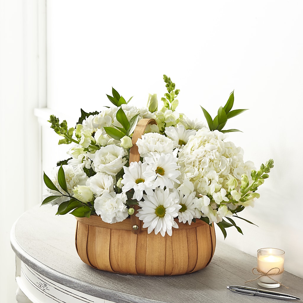 Pure Ivory Basket – BAYSORE'S FLOWER SHOP LLC, Mason OH