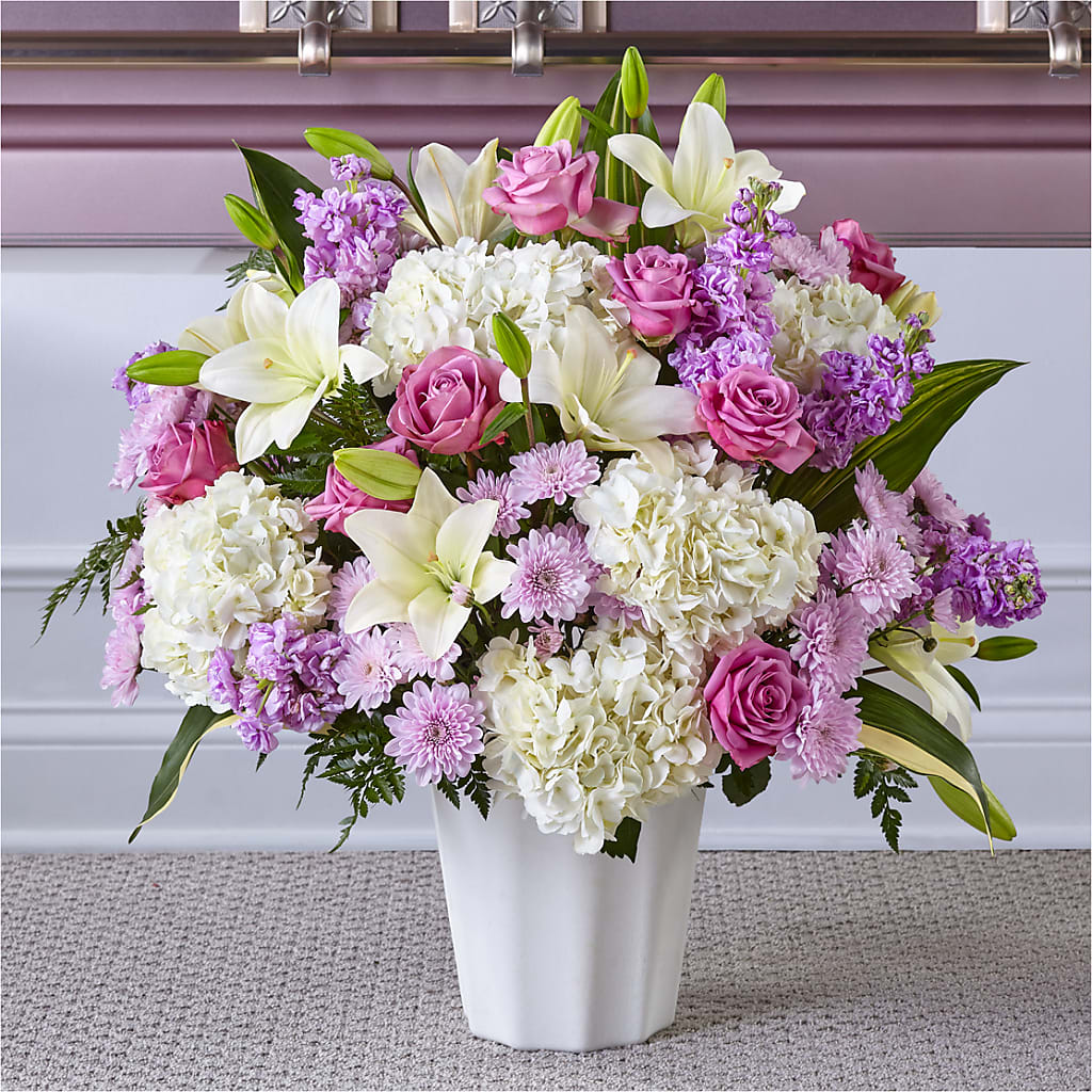 Heaven Sent Floor Basket – BAYSORE'S FLOWER SHOP LLC, Mason OH