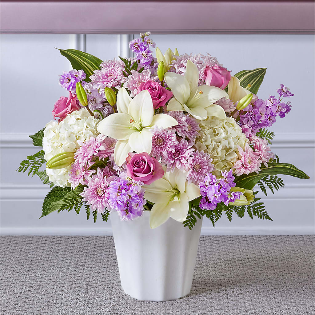 Heaven Sent Floor Basket – BAYSORE'S FLOWER SHOP LLC, Mason OH