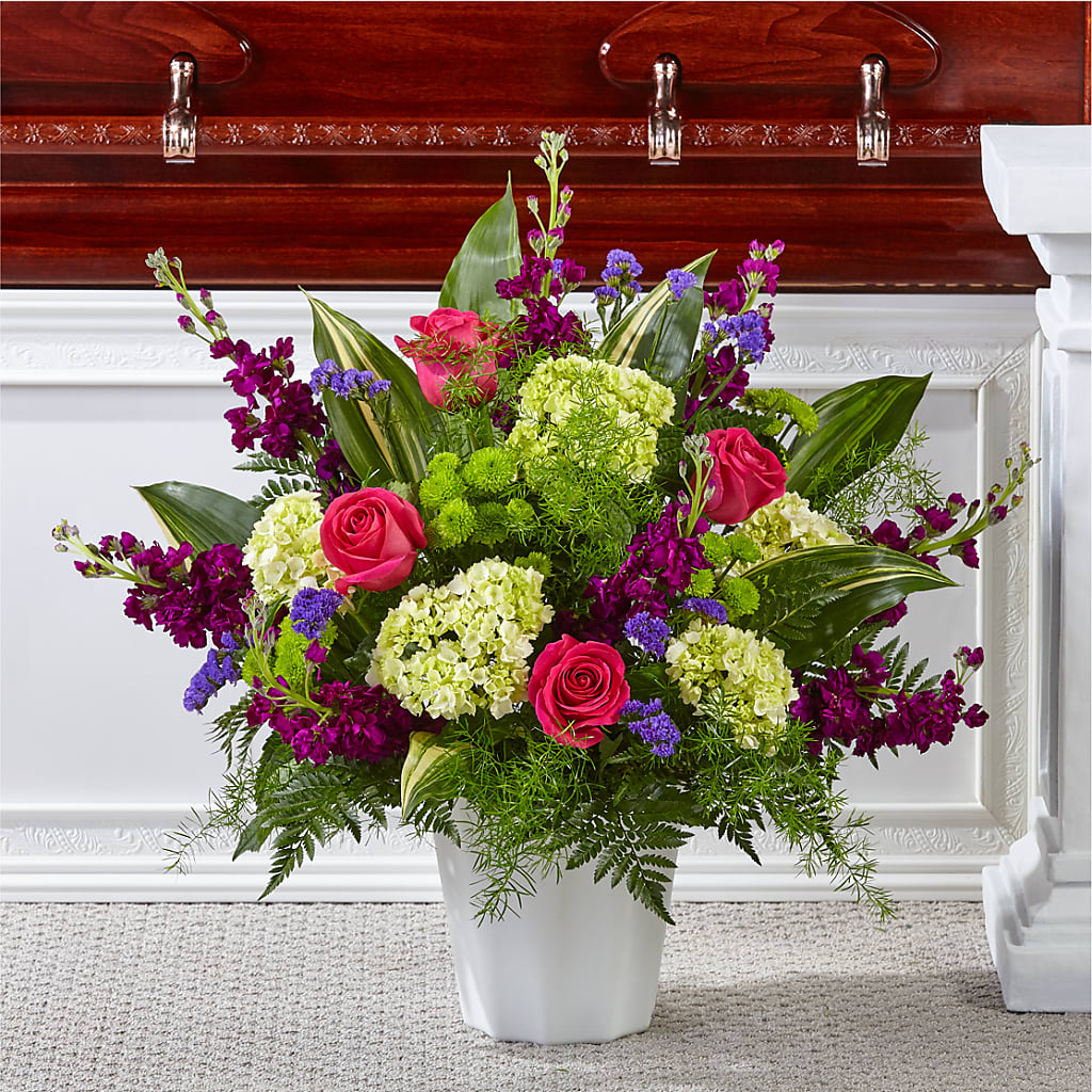 Beautiful Horizons Floor Basket – BAYSORE'S FLOWER SHOP LLC, Mason OH