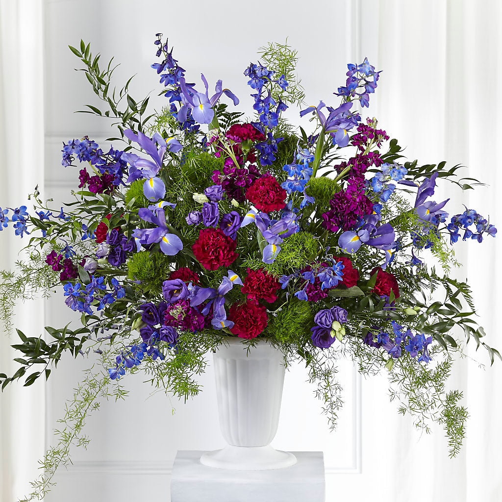 Memorial of Life Arrangement – BAYSORE'S FLOWER SHOP LLC, Mason OH
