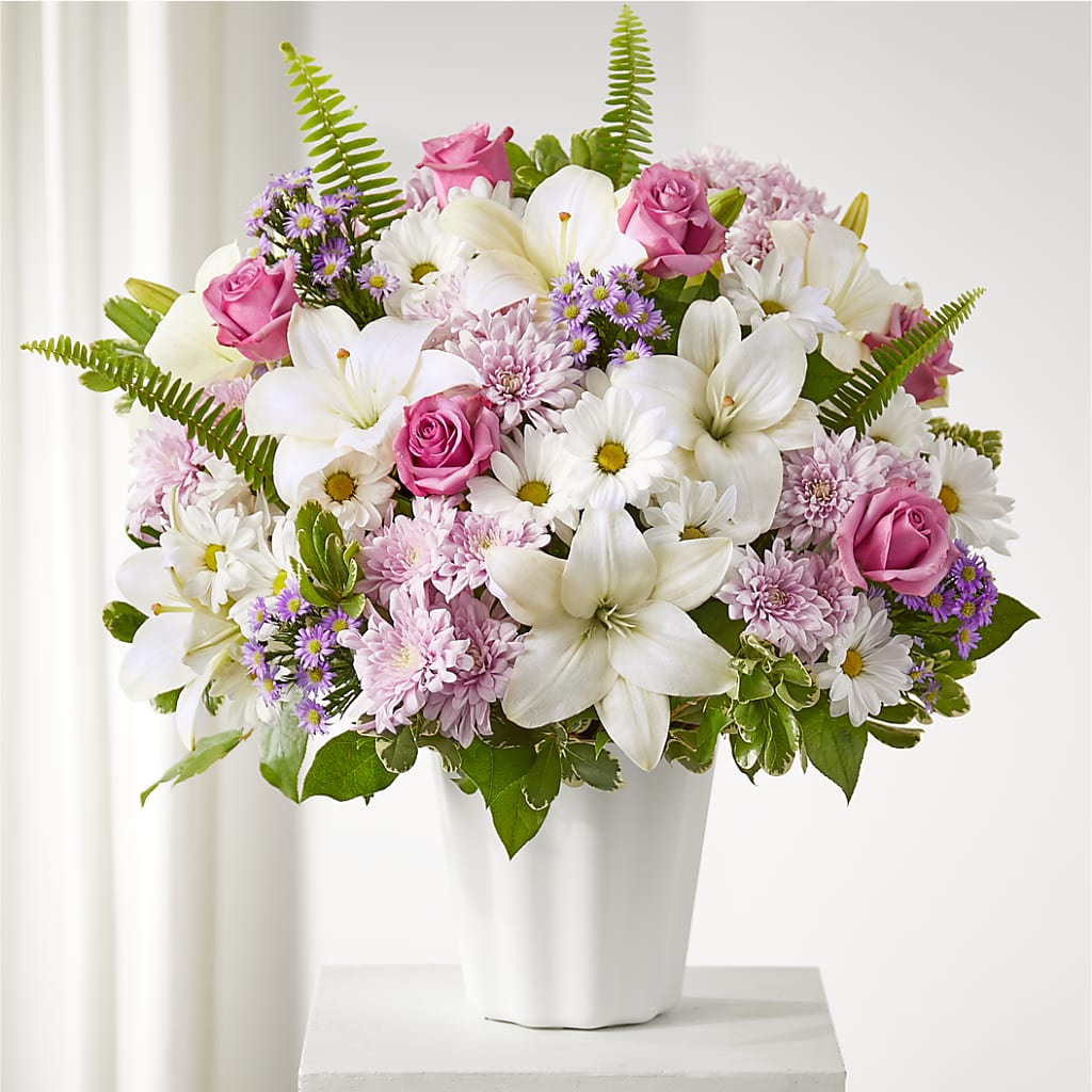 Warmest Thoughts Tabletop Basket – BAYSORE'S FLOWER SHOP LLC, Mason OH