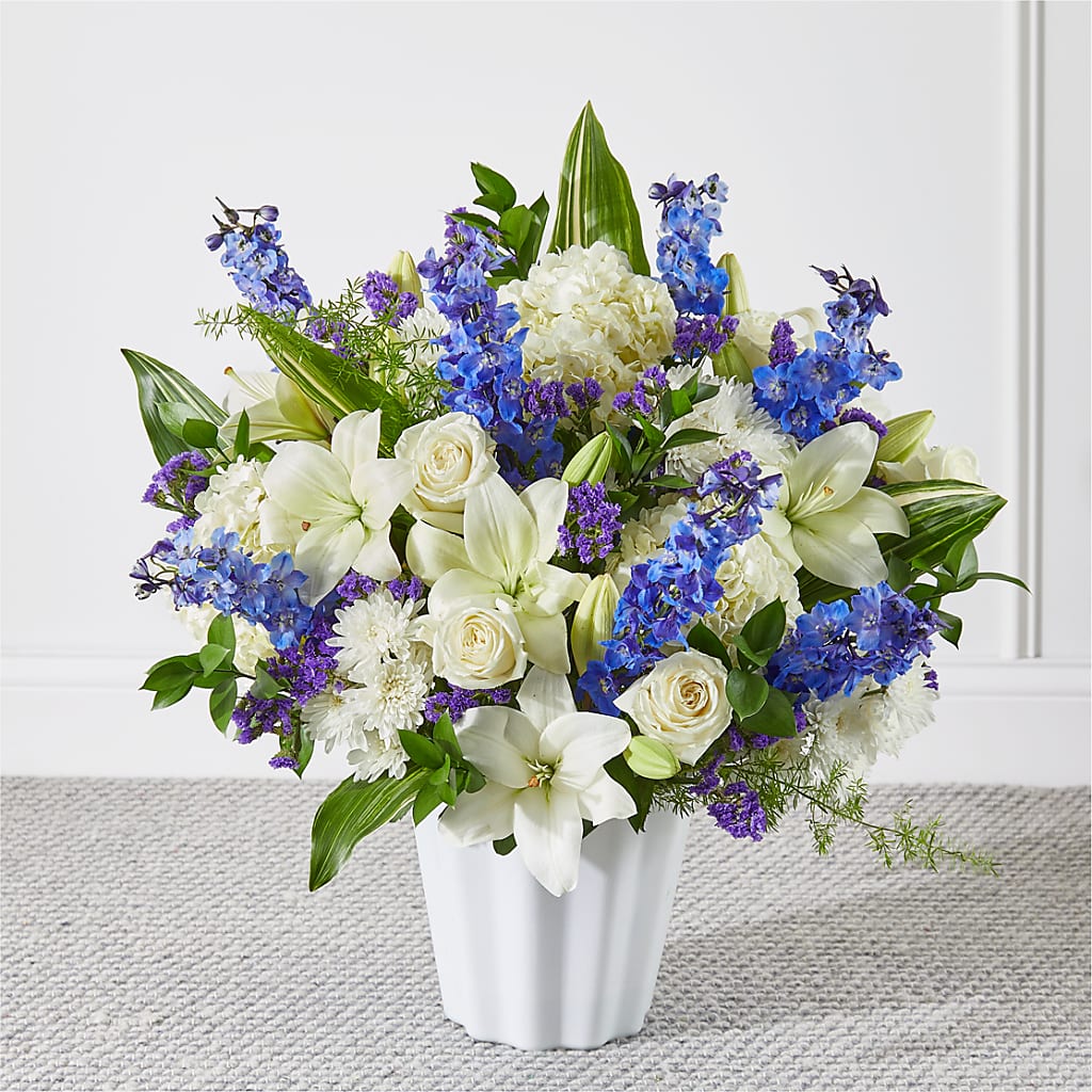 Take Comfort Floor Basket – BAYSORE'S FLOWER SHOP LLC, Mason OH