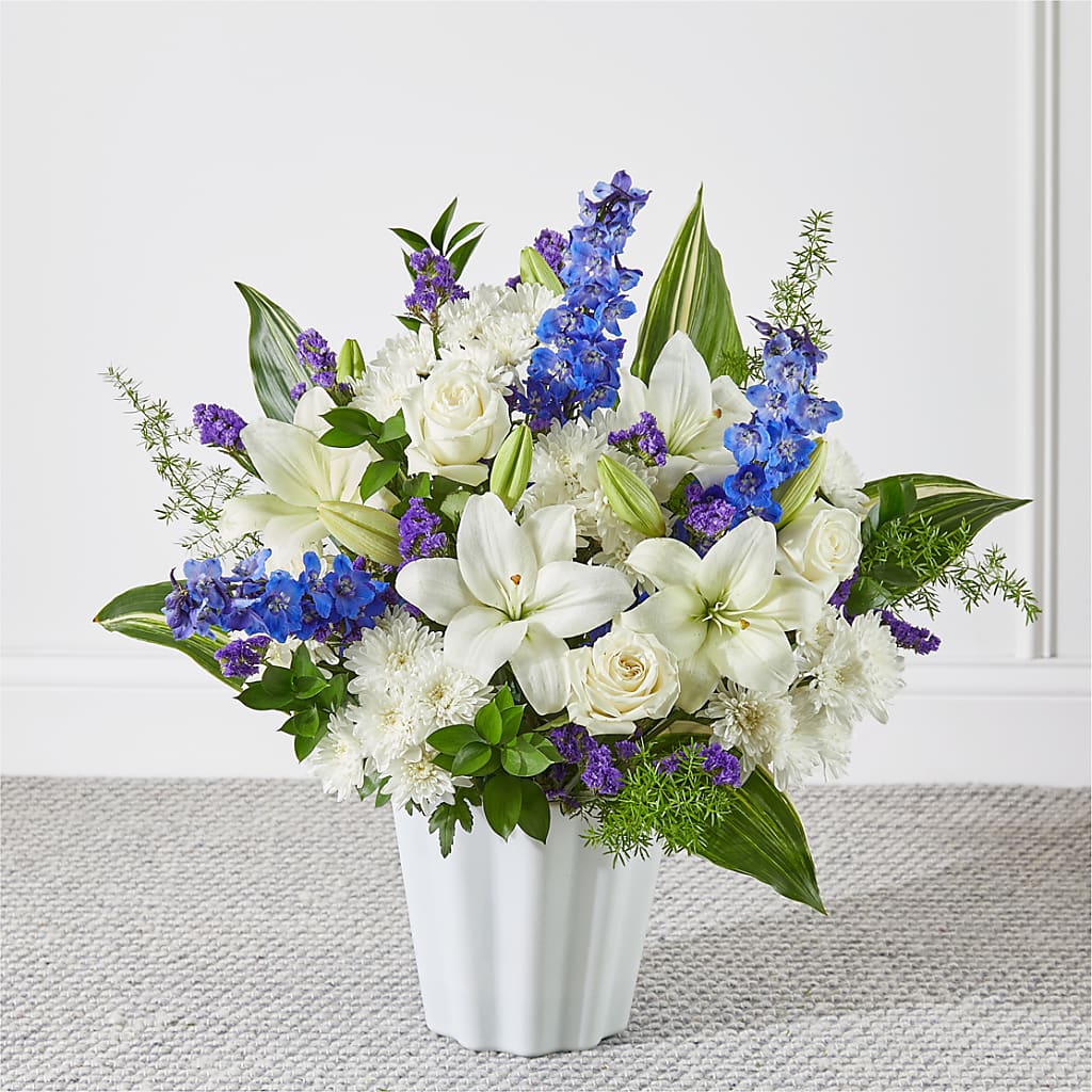 Take Comfort Floor Basket – BAYSORE'S FLOWER SHOP LLC, Mason OH