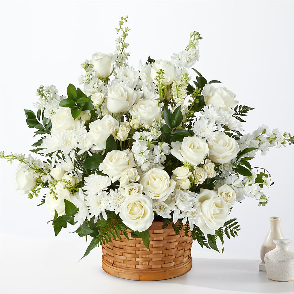 Heartfelt Condolences Arrangement – BAYSORE'S FLOWER SHOP LLC, Mason OH