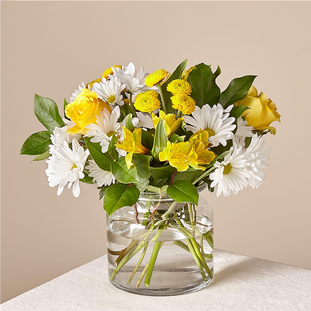 Sunny Sentiments Bouquet – BAYSORE'S FLOWER SHOP LLC, Mason OH