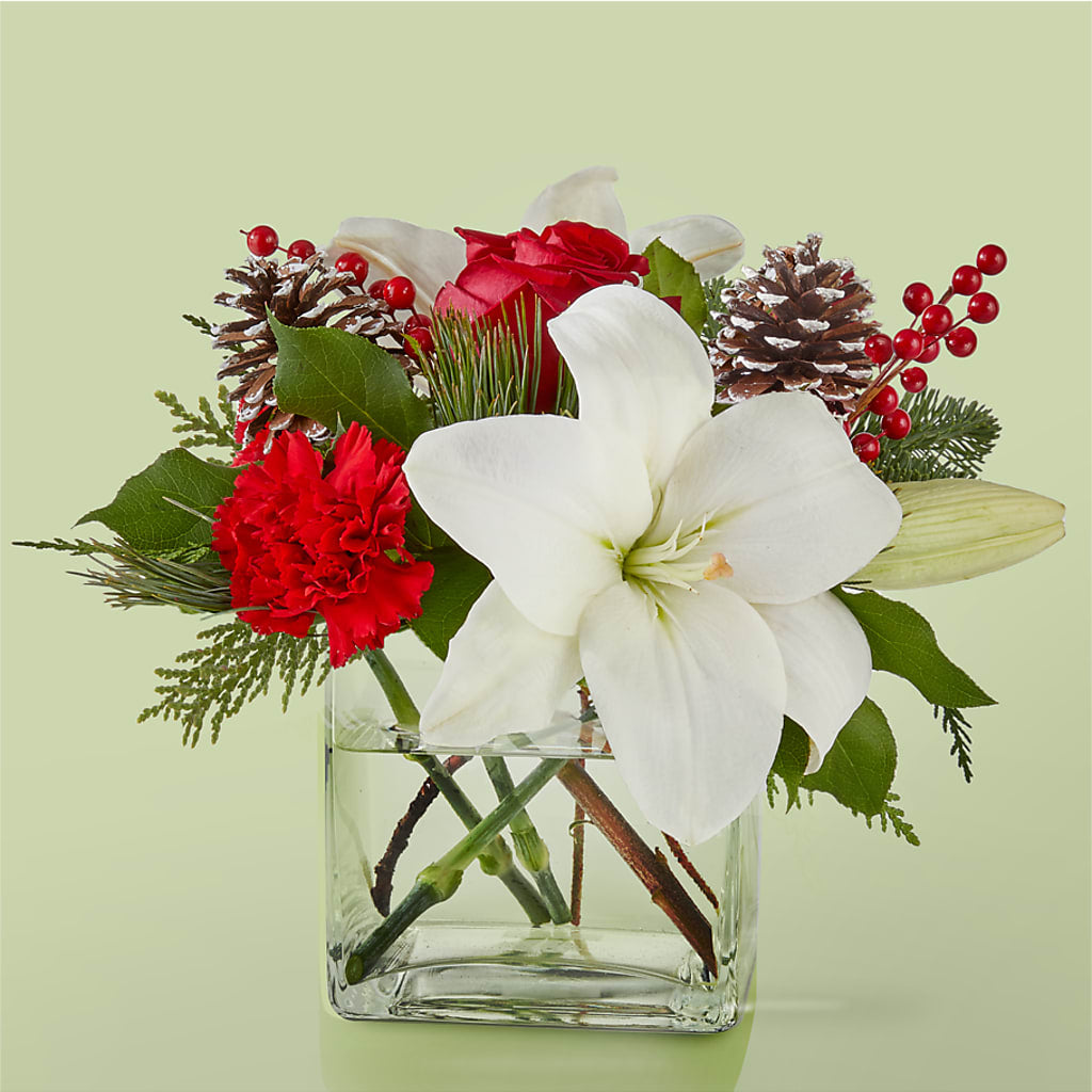 Glistening Icicles Bouquet – BAYSORE'S FLOWER SHOP LLC, Mason OH