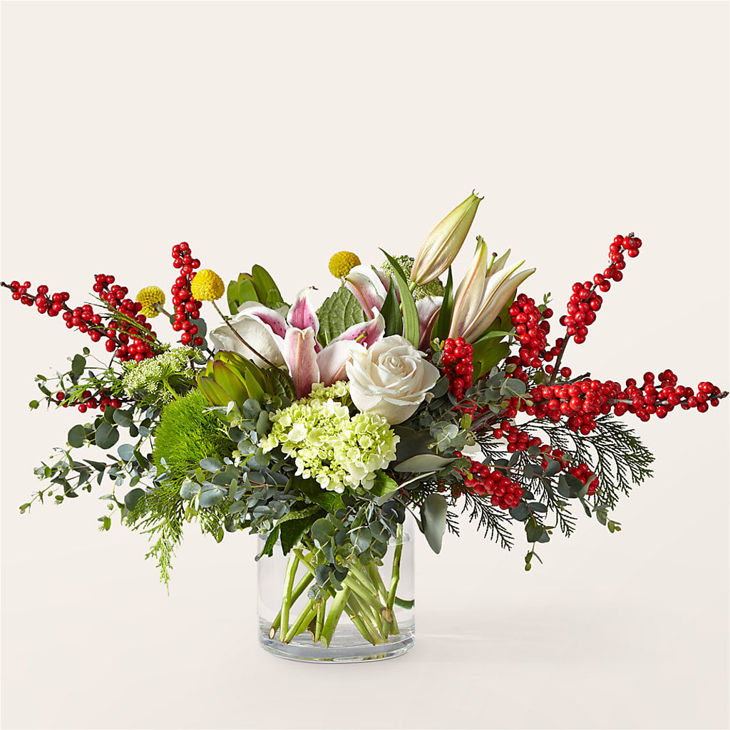 Berry & Bright Bouquet – BAYSORE'S FLOWER SHOP LLC, Mason OH