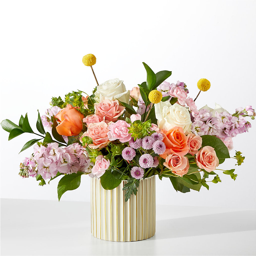 French Market Bouquet with Ivory Vase – BAYSORE'S FLOWER SHOP LLC, Mason OH