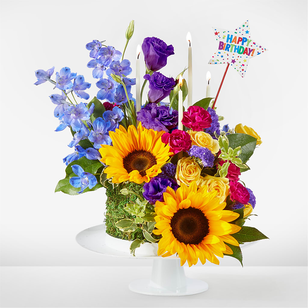 Star of the Day Floral Cake – BAYSORE'S FLOWER SHOP LLC, Mason OH