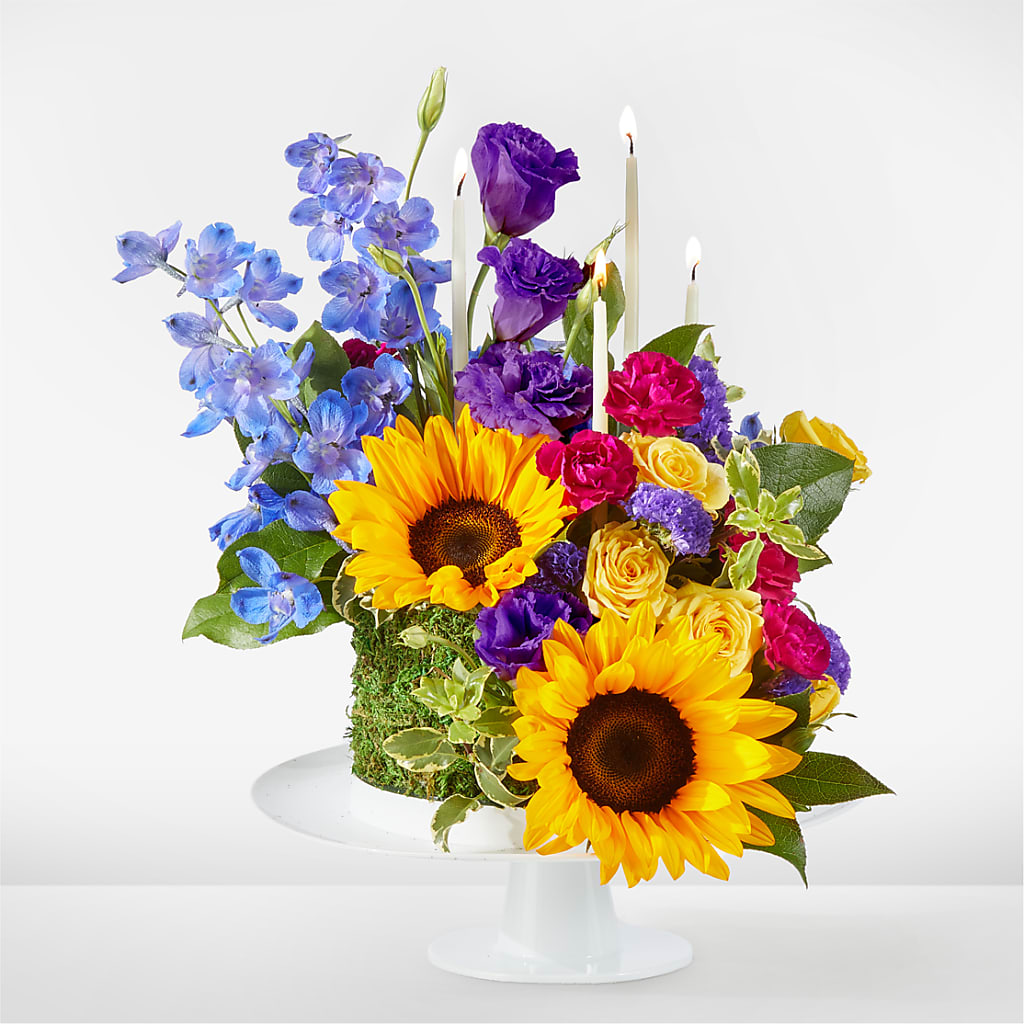 Star of the Day Floral Cake – BAYSORE'S FLOWER SHOP LLC, Mason OH