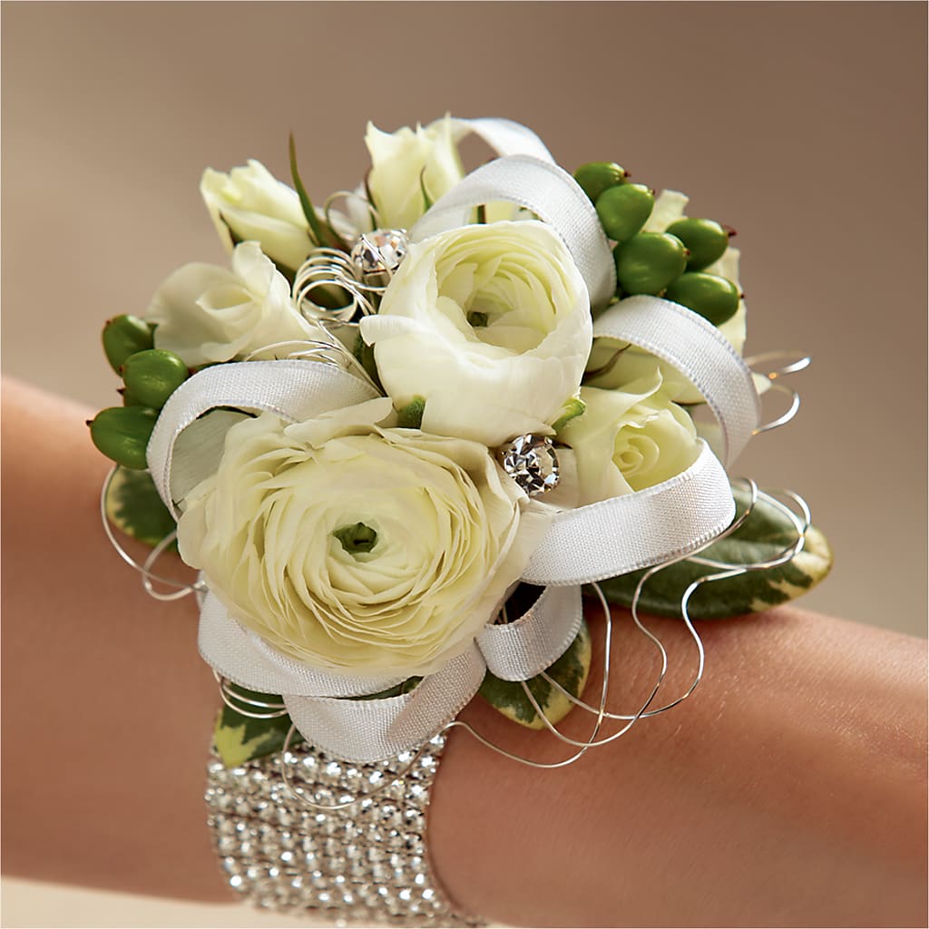 White Wedding Corsage – BAYSORE'S FLOWER SHOP LLC, Mason OH