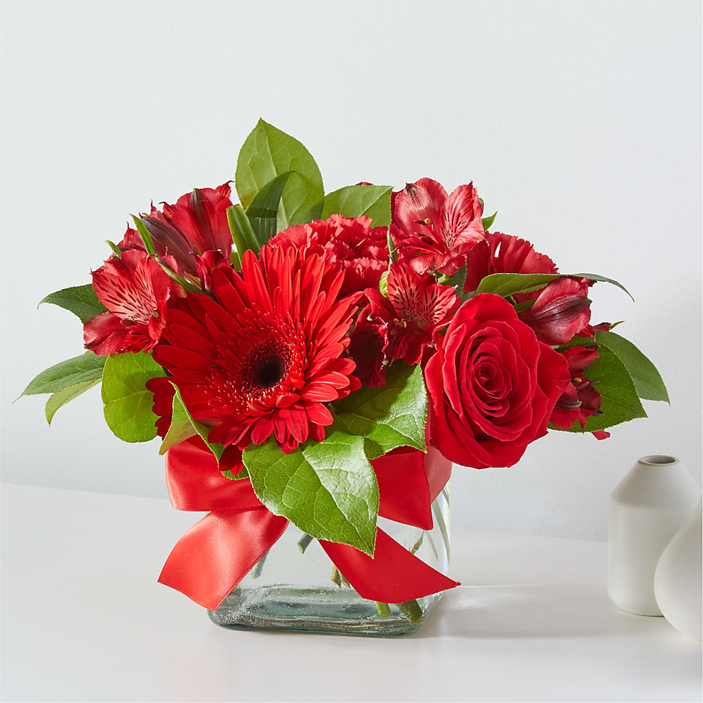 Red Hot Bouquet – BAYSORE'S FLOWER SHOP LLC, Mason OH