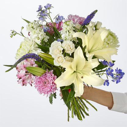 Winter Celebration Bouquet – BAYSORE'S FLOWER SHOP LLC, Mason OH