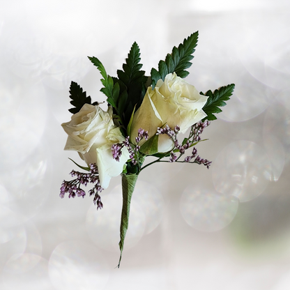 Sweetheart Roses Boutonniere – BAYSORE'S FLOWER SHOP LLC, Mason OH