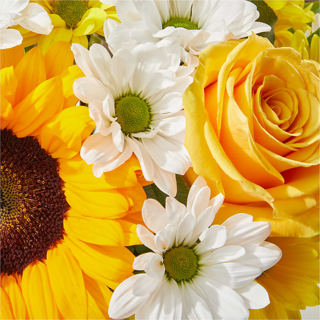 Be Happy Bouquet – BAYSORE'S FLOWER SHOP LLC, Mason OH
