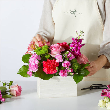 Sweetberry Box – A Florist Original – BAYSORE'S FLOWER SHOP LLC, Mason OH
