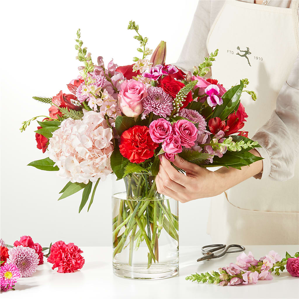 Swooning Over You - A Luxury Florist Original – BAYSORE'S FLOWER SHOP LLC, Mason OH