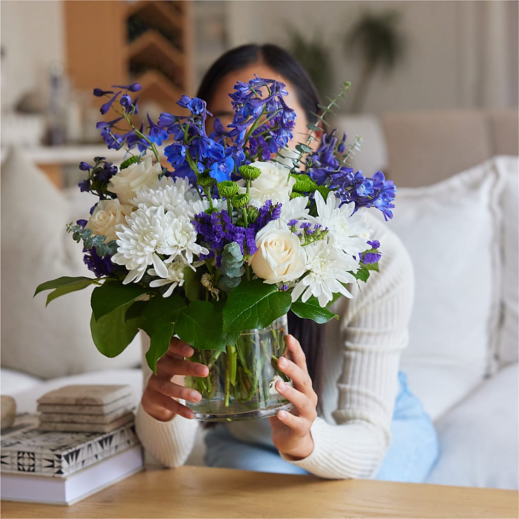 Cerulean Waves Bouquet – BAYSORE'S FLOWER SHOP LLC, Mason OH