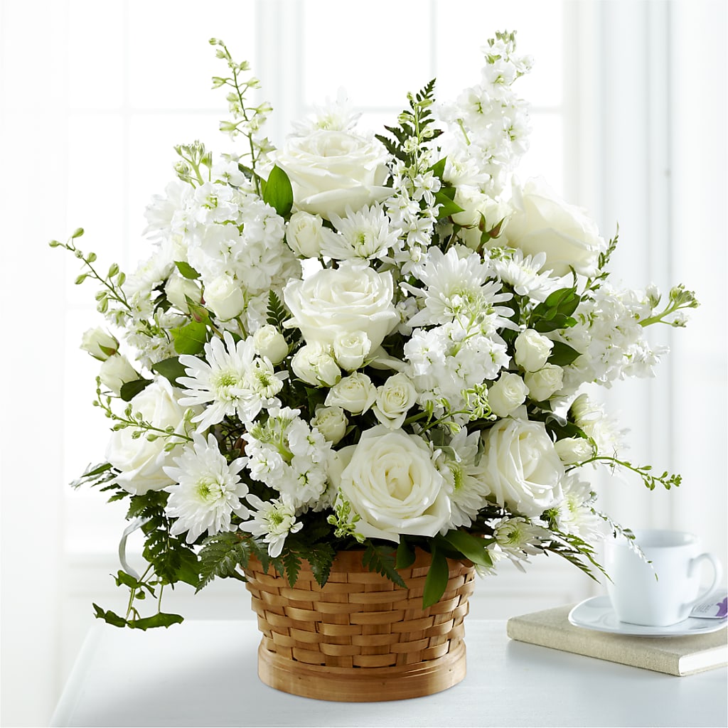 Heartfelt Condolences Arrangement – BAYSORE'S FLOWER SHOP LLC, Mason OH