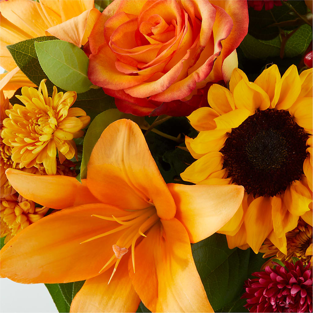 Grateful Centerpiece – BAYSORE'S FLOWER SHOP LLC, Mason OH