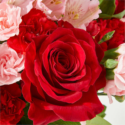 Candy Kisses Bouquet – BAYSORE'S FLOWER SHOP LLC, Mason OH