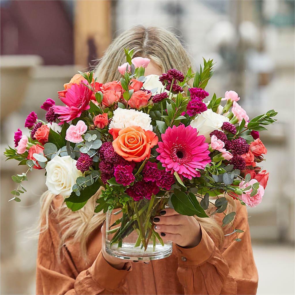 Smell the Roses Bouquet – BAYSORE'S FLOWER SHOP LLC, Mason OH