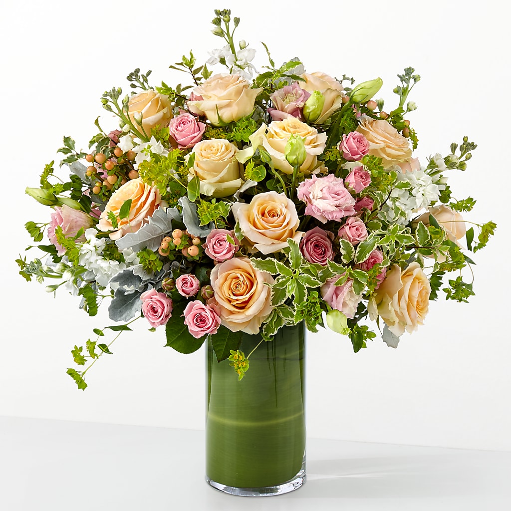 The Glamour Shot – BAYSORE'S FLOWER SHOP LLC, Mason OH