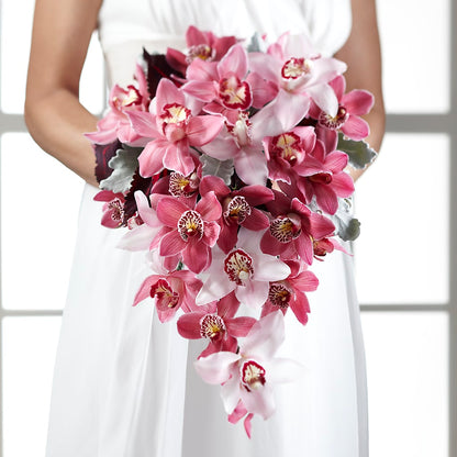 Pink Mink Bouquet – BAYSORE'S FLOWER SHOP LLC, Mason OH