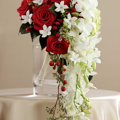 Here Comes the Bride Bouquet – BAYSORE'S FLOWER SHOP LLC, Mason OH